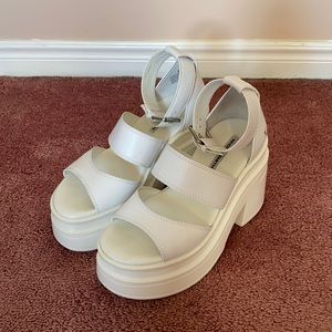 Windsor Smith White Platform Sandals / Heels